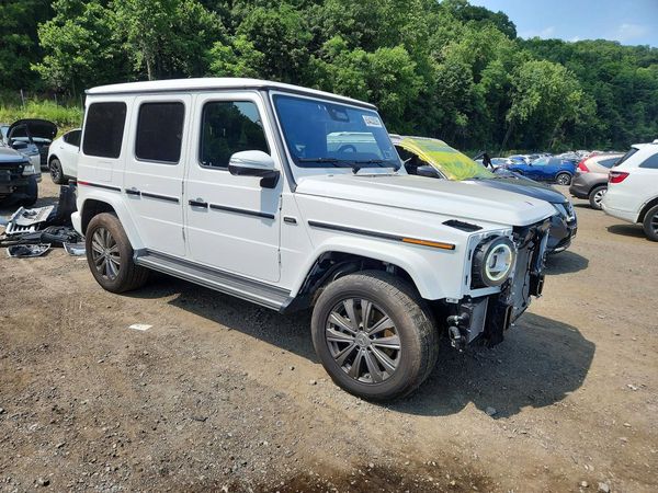 2025 MERCEDES-BENZ G G550