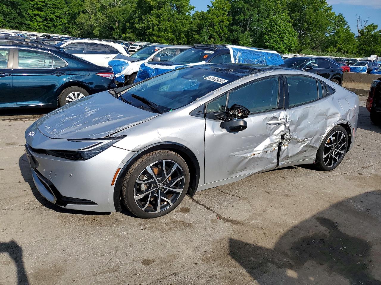 2025 TOYOTA PRIUS