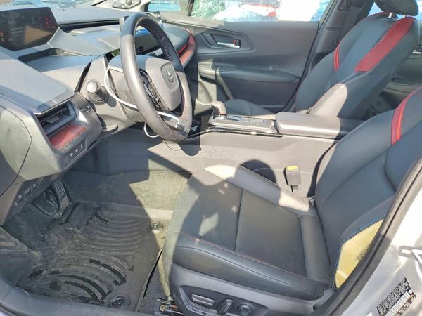 2025 TOYOTA PRIUS