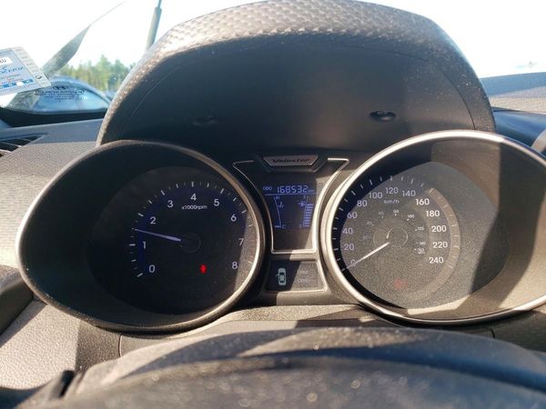 2013 HYUNDAI VELOSTER
