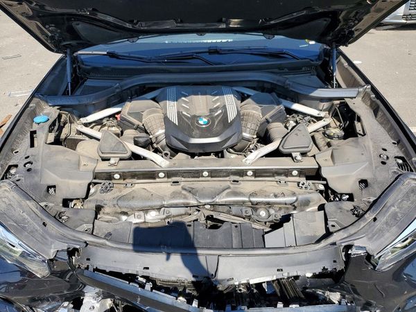 2021 BMW X5 M50i