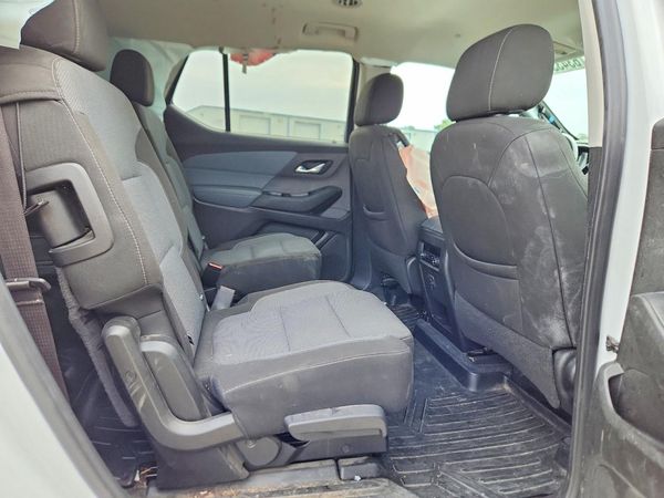 2021 CHEVROLET TRAVERSE LT