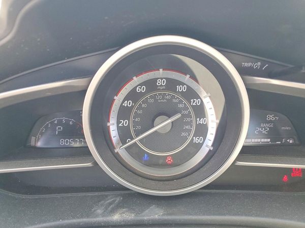 2014 MAZDA 3