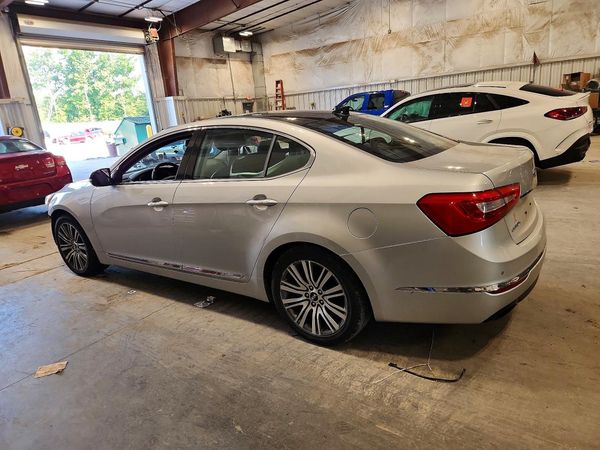 2016 KIA CADENZA Luxury
