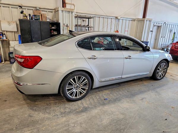 2016 KIA CADENZA Luxury