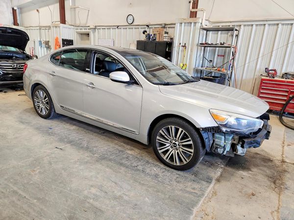 2016 KIA CADENZA Luxury