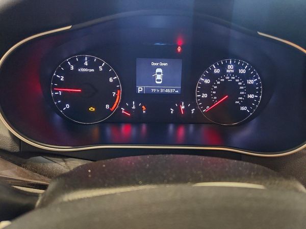 2016 KIA CADENZA Luxury