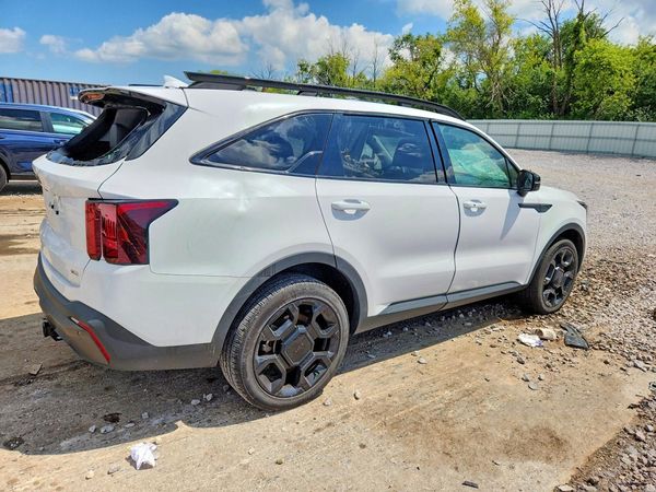 2025 KIA SORENTO EX; X-Line EX