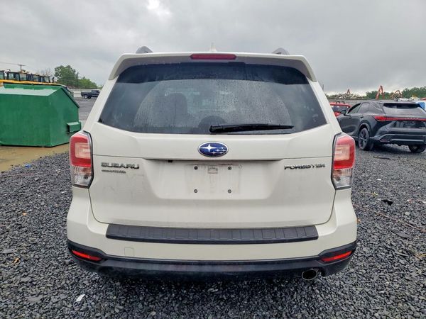 2018 SUBARU FORESTER