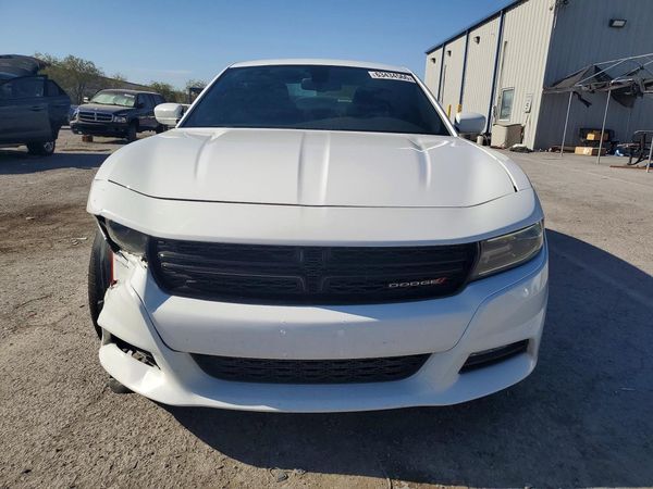 2016 DODGE CHARGER SXT