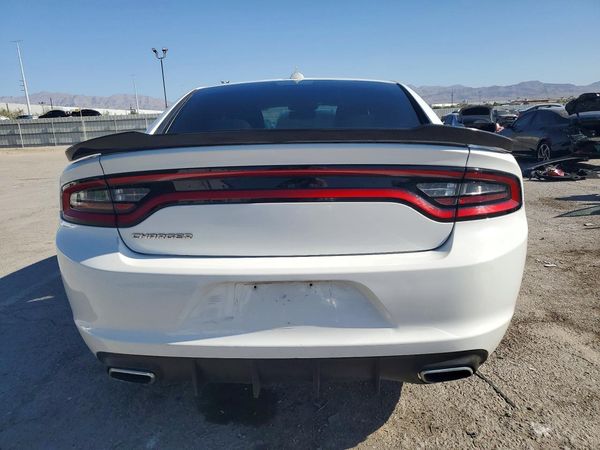 2016 DODGE CHARGER SXT