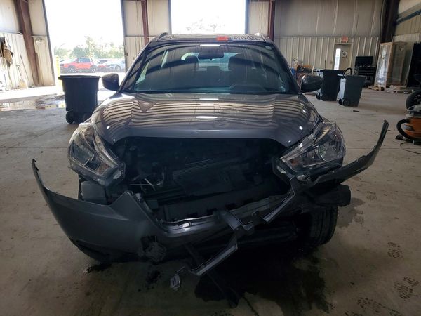 2019 NISSAN KICKS