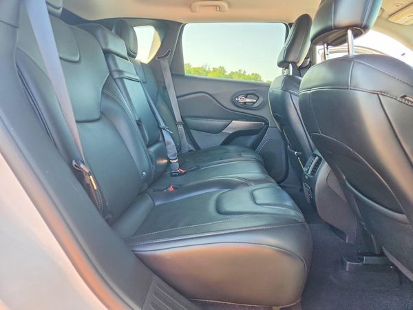 2019 JEEP CHEROKEE LIMITED FWD