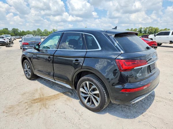 2021 AUDI Q5 quattro Premium Plus