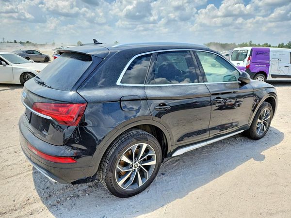 2021 AUDI Q5 quattro Premium Plus