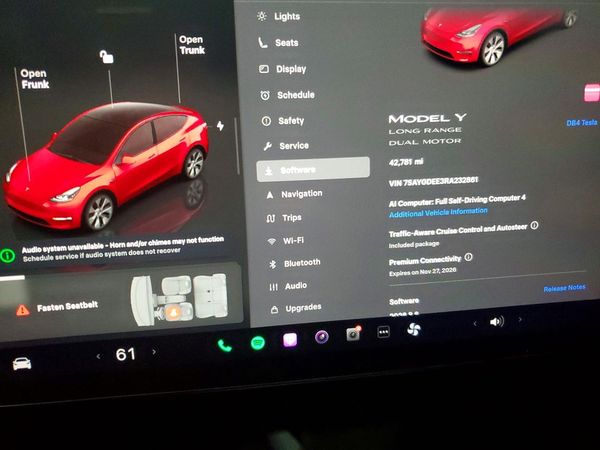 2024 TESLA MODEL Y