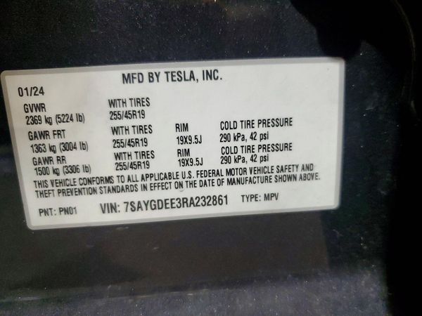 2024 TESLA MODEL Y