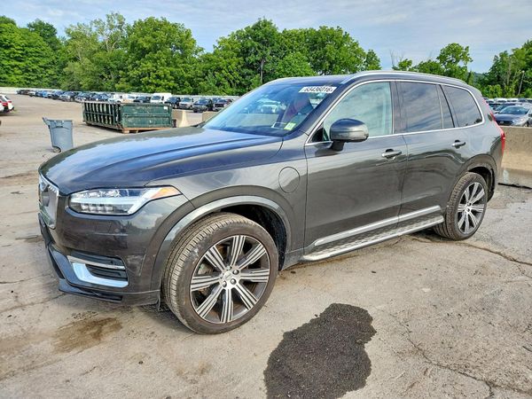 2022 VOLVO XC90 Inscription