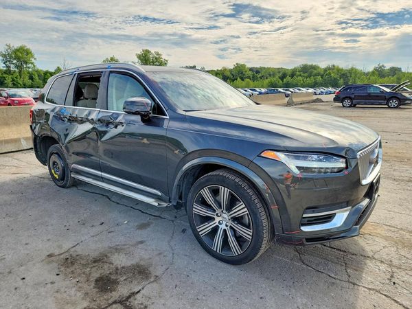 2022 VOLVO XC90 Inscription