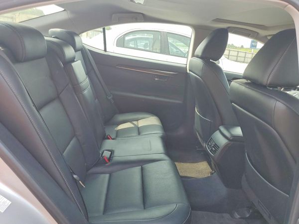 2013 LEXUS ES 350