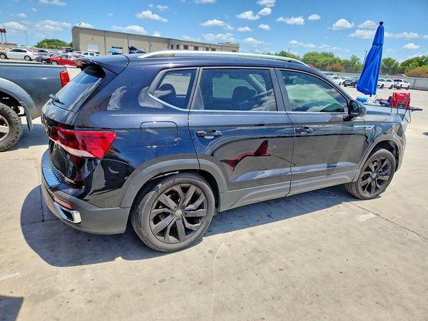 2024 VOLKSWAGEN TAOS SE
