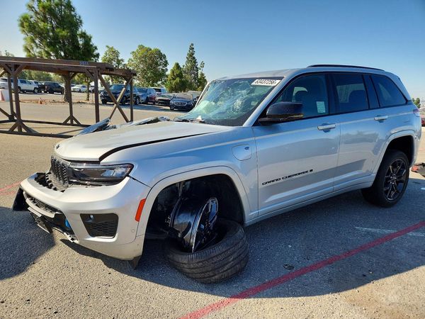 2024 JEEP CHEROKEE — DSFA — Front 3/4