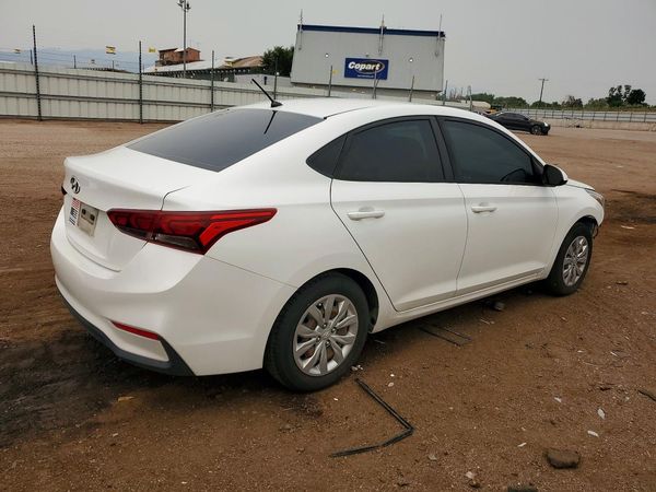 2018 HYUNDAI ACCENT SE and SEL