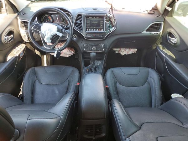 2021 JEEP CHEROKEE LATITUDE LUX 4X2