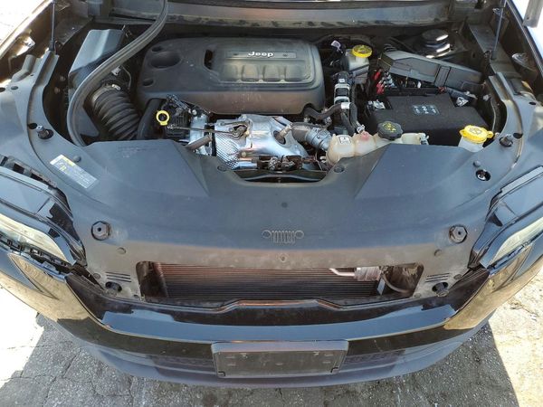 2021 JEEP CHEROKEE LATITUDE LUX 4X2