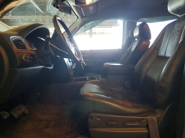 2014 CHEVROLET SUBURBAN LT
