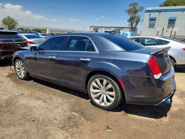 2017 CHRYSLER 300 Limited