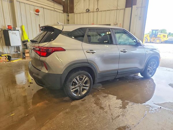 2021 KIA SELTOS LX