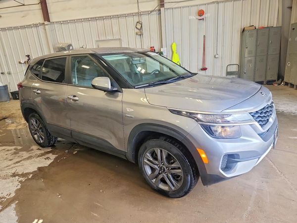2021 KIA SELTOS LX