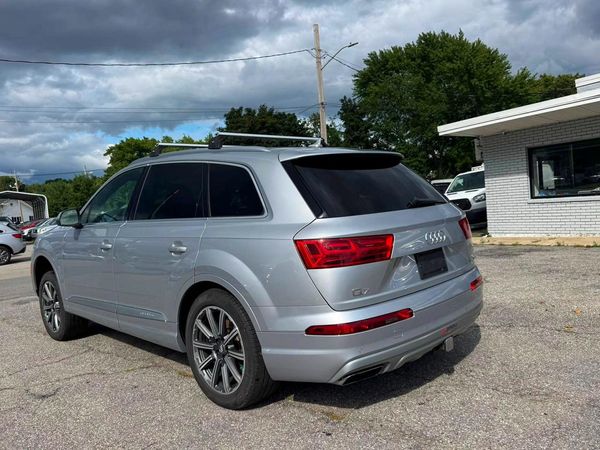 2018 AUDI Q7 quattro Prestige