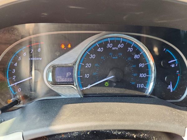 2014 TOYOTA SIENNA