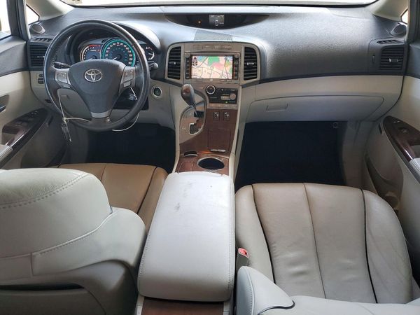 2012 TOYOTA VENZA