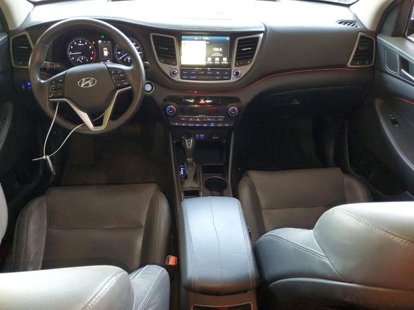 2017 HYUNDAI TUCSON