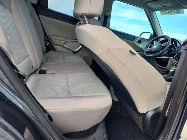 2021 KIA SOUL LX, S, X-Line