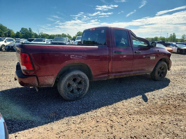 2018 RAM 1500 ST