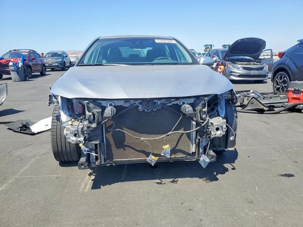 2019 TOYOTA CAMRY SOLA SE/XLE Hybrid — DIRF