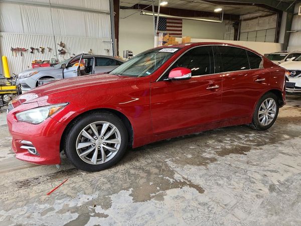 2016 INFINITI Q50