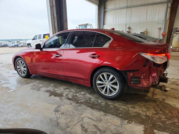2016 INFINITI Q50