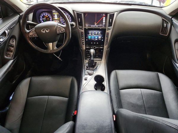 2016 INFINITI Q50