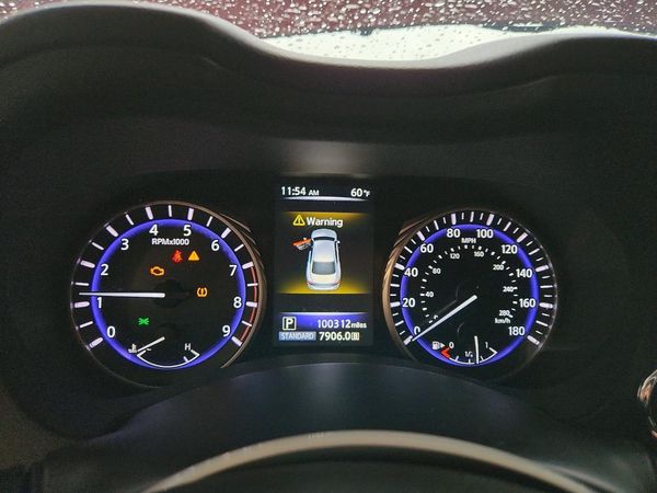 2016 INFINITI Q50