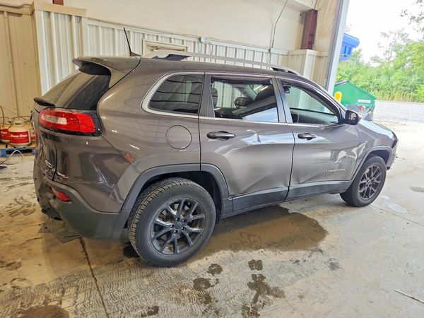 2018 JEEP CHEROKEE LATITUDE PLUS 4X4