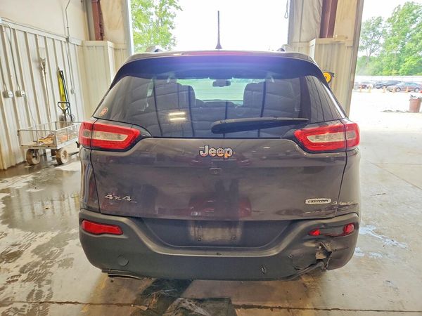 2018 JEEP CHEROKEE LATITUDE PLUS 4X4