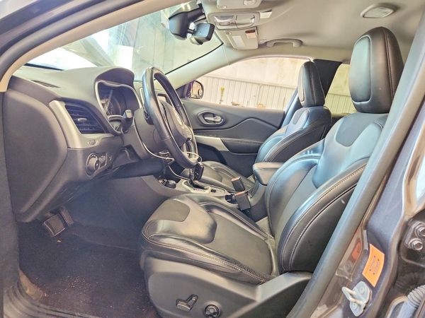 2018 JEEP CHEROKEE LATITUDE PLUS 4X4