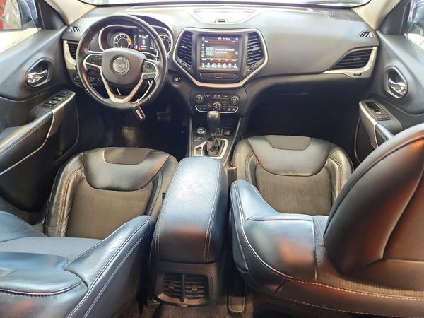 2018 JEEP CHEROKEE LATITUDE PLUS 4X4
