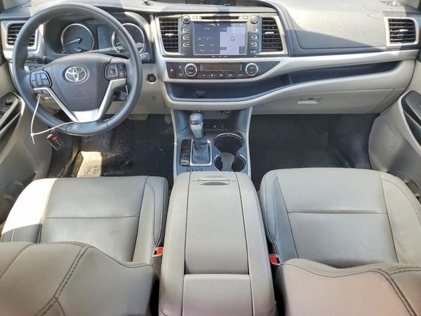 2016 TOYOTA HIGHLANDER Base/Hybrid