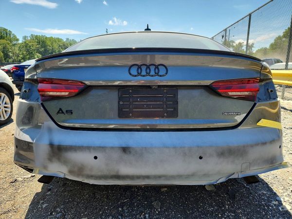 2023 AUDI A5 S Line quattro Prestige